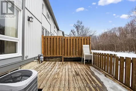 42F Benlea Drive Ottawa ON K2G 4A9