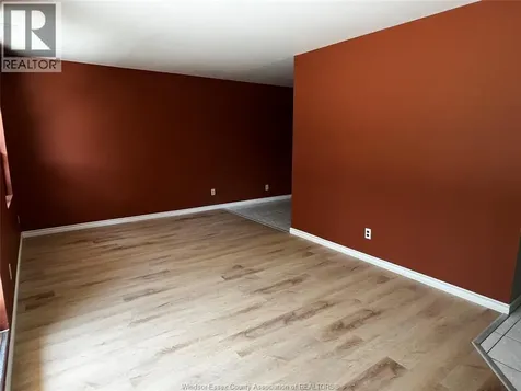 3875 Tecumseh Road East Windsor ON N8W 1T1