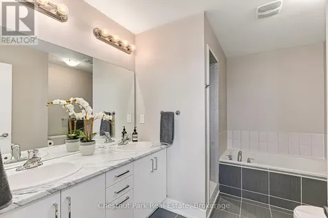 22 Kennedy Avenue Collingwood ON L9Y 0Z5