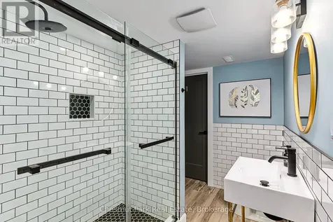 22 Kennedy Avenue Collingwood ON L9Y 0Z5