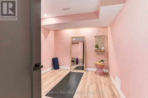 22 Kennedy Avenue Collingwood ON L9Y 0Z5
