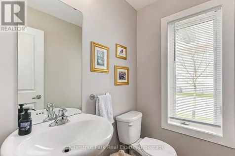22 Kennedy Avenue Collingwood ON L9Y 0Z5