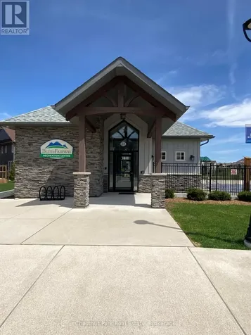 22 Kennedy Avenue Collingwood ON L9Y 0Z5