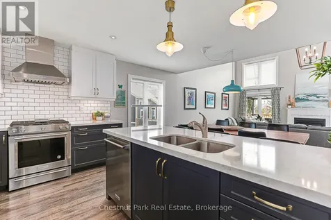 22 Kennedy Avenue Collingwood ON L9Y 0Z5