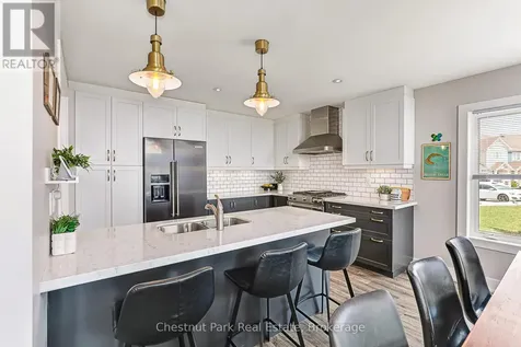 22 Kennedy Avenue Collingwood ON L9Y 0Z5
