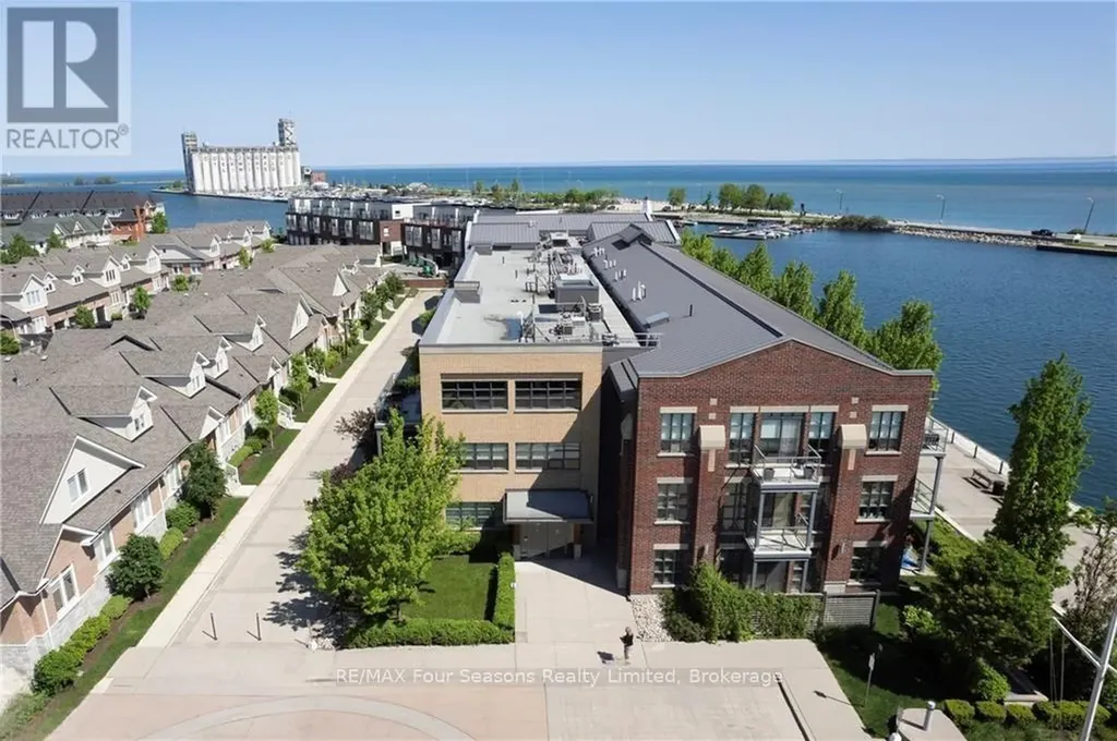 1 Shipyard Lane Collingwood ON L9Y 0W2