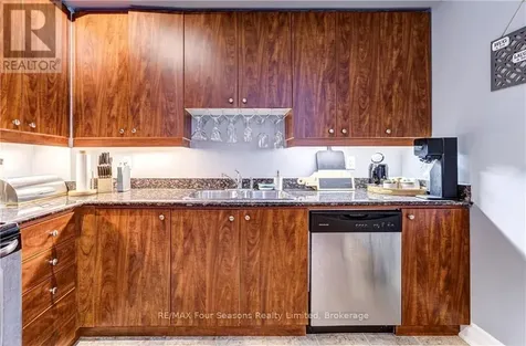 1 Shipyard Lane Collingwood ON L9Y 0W2