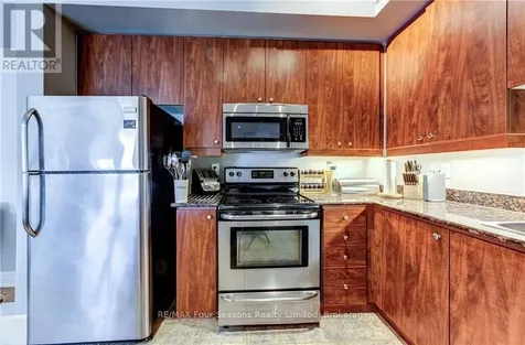 1 Shipyard Lane Collingwood ON L9Y 0W2