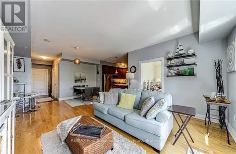 1 Shipyard Lane Collingwood ON L9Y 0W2