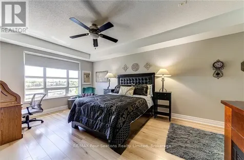 1 Shipyard Lane Collingwood ON L9Y 0W2