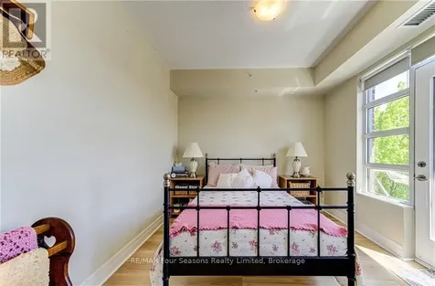 1 Shipyard Lane Collingwood ON L9Y 0W2