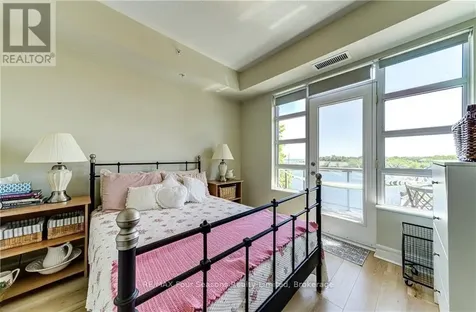 1 Shipyard Lane Collingwood ON L9Y 0W2