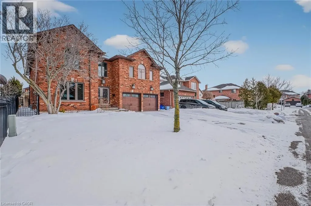 41 Candor Crescent Stoney Creek ON L8E 4X6