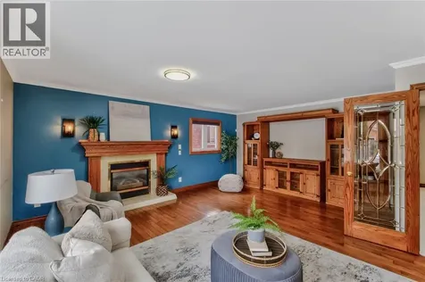 41 Candor Crescent Stoney Creek ON L8E 4X6