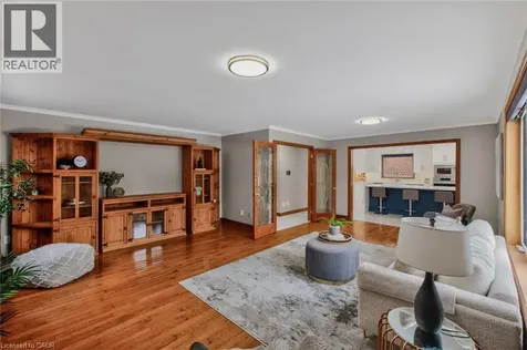 41 Candor Crescent Stoney Creek ON L8E 4X6