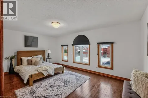 41 Candor Crescent Stoney Creek ON L8E 4X6