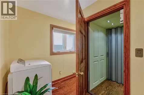 41 Candor Crescent Stoney Creek ON L8E 4X6
