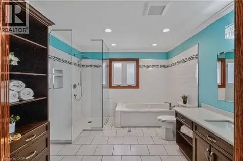 41 Candor Crescent Stoney Creek ON L8E 4X6