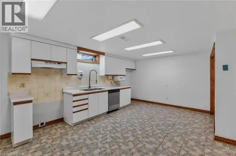 41 Candor Crescent Stoney Creek ON L8E 4X6