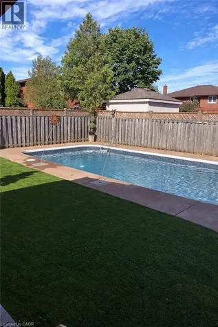 41 Candor Crescent Stoney Creek ON L8E 4X6