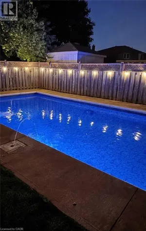 41 Candor Crescent Stoney Creek ON L8E 4X6