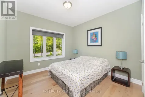 41 Tall Pines Drive Tiny ON L9M 0H4