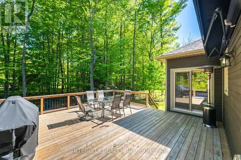 41 Tall Pines Drive Tiny ON L9M 0H4