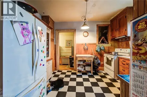 71 Margaret Avenue Kitchener ON N2H 4H3