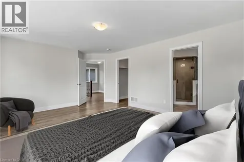 4 Mentino Crescent Hamilton ON L8W 1C7