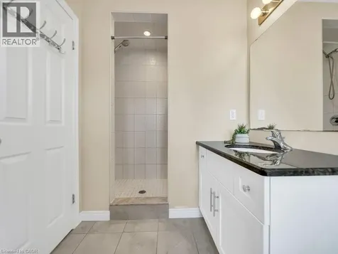 3 Mccann Street Guelph ON N1G 0A8