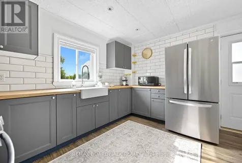 22 Isabella Street Perth ON K7H 2W8