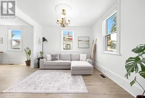 22 Isabella Street Perth ON K7H 2W8