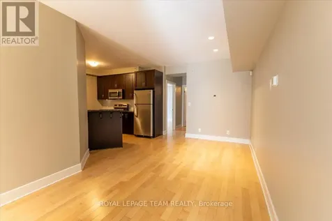 9 Balsam Street Ottawa ON K1R 7K6