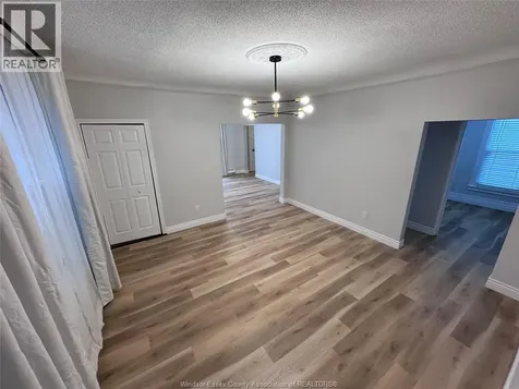 454 Vera Place Windsor ON N9A 5W3