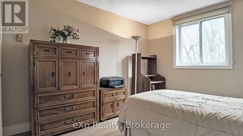5 Valleyside Drive Brockton ON N0G 2V0
