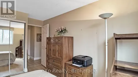 5 Valleyside Drive Brockton ON N0G 2V0