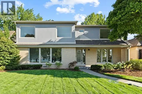 2371 Riverside Drive West Windsor ON N9B 1B1