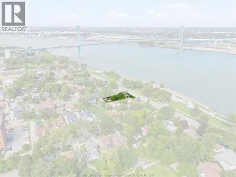 2371 Riverside Drive West Windsor ON N9B 1B1