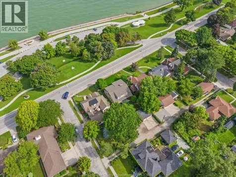 2371 Riverside Drive West Windsor ON N9B 1B1