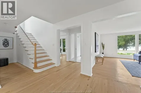 2371 Riverside Drive West Windsor ON N9B 1B1