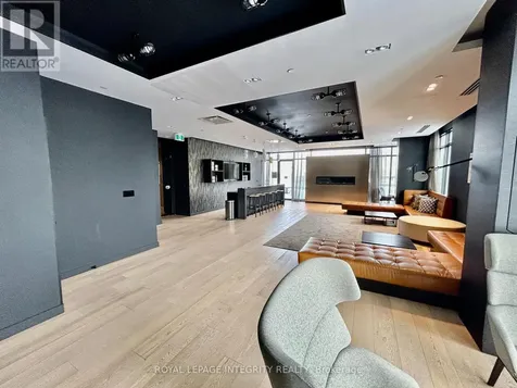 255 Bay Street Ottawa ON K1R 0C5