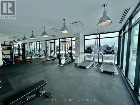 255 Bay Street Ottawa ON K1R 0C5