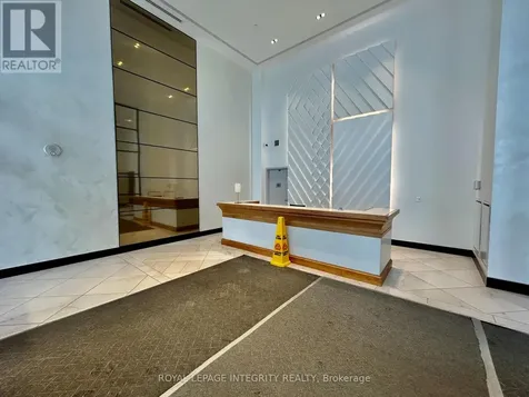 255 Bay Street Ottawa ON K1R 0C5