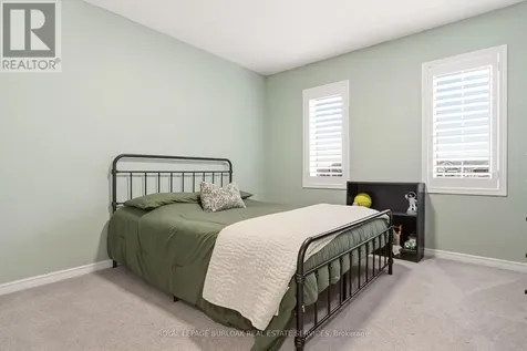 105 Larry Crescent Haldimand ON N3W 0B2