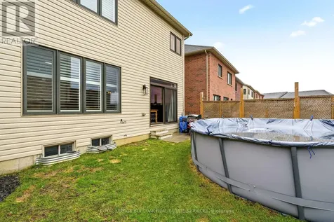 105 Larry Crescent Haldimand ON N3W 0B2