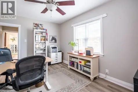 143 Huxley Avenue South Hamilton ON L8K 2P9