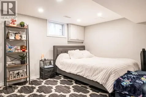 143 Huxley Avenue South Hamilton ON L8K 2P9
