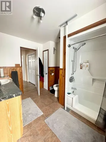 9588 Ardagh Crescent Hamilton Township ON K0K 2H0