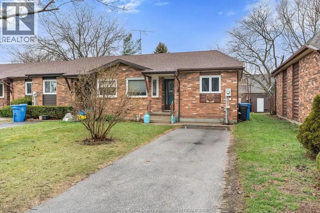 44 Remark Drive Kingsville ON N9Y 3X6