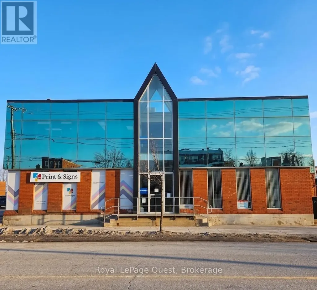 17 Colborne Street East Orillia ON L3V 1T4